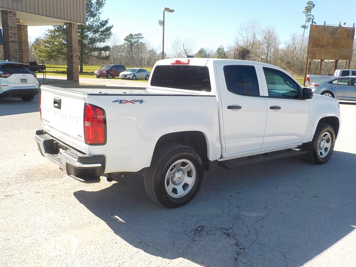 2022 White /Black Chevrolet Colorado (1GCGTBEN2N1) , Automatic transmission, located at 1617 W Church Street, Livingston, TX, 77351, (936) 327-3600, 30.710995, -94.951157 - Good miles! Great 4X4!! ONE OWNER!! - Photo#6